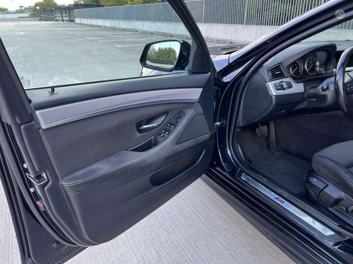 BMW 520, 2.0 l., Универсал