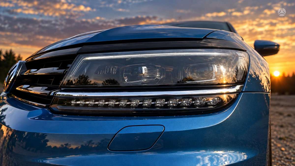 Volkswagen Tiguan - 8