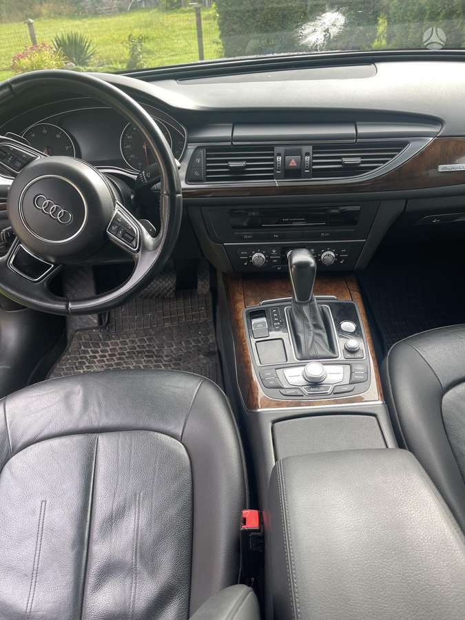 Audi A6, 3.0 l., Седан
