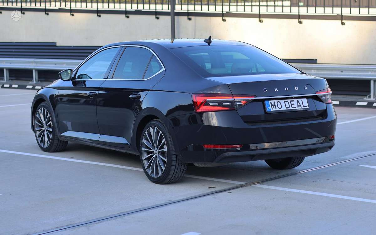 Skoda Superb, 2.0 l., hatchback