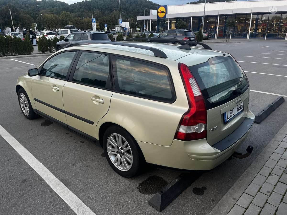 Volvo V50 - 3