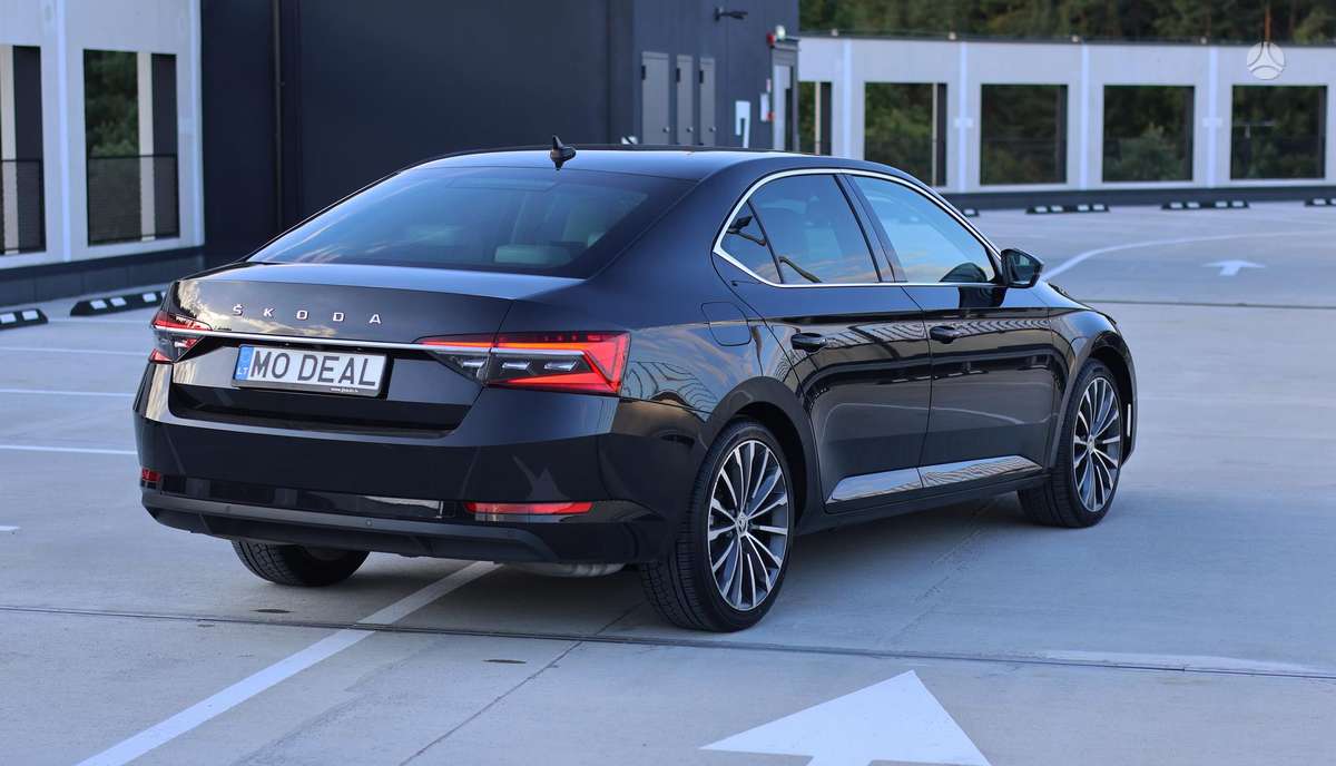 Skoda Superb, 2.0 l., hatchback