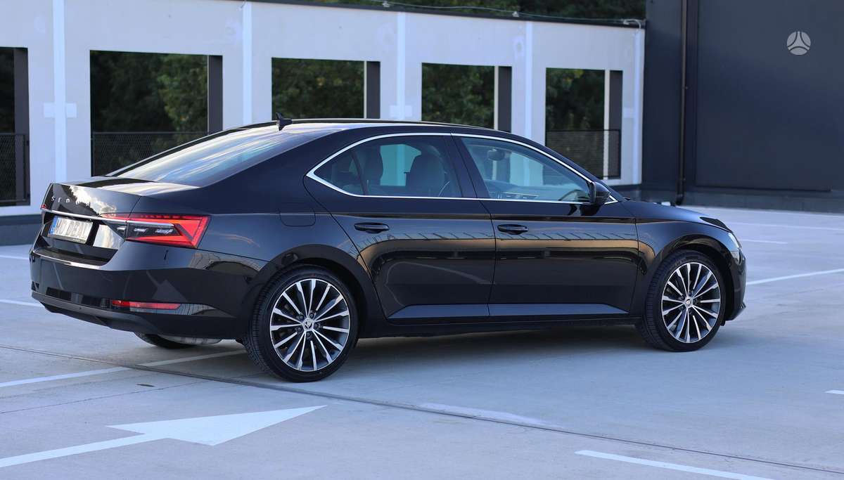 Skoda Superb, 2.0 l., hatchback