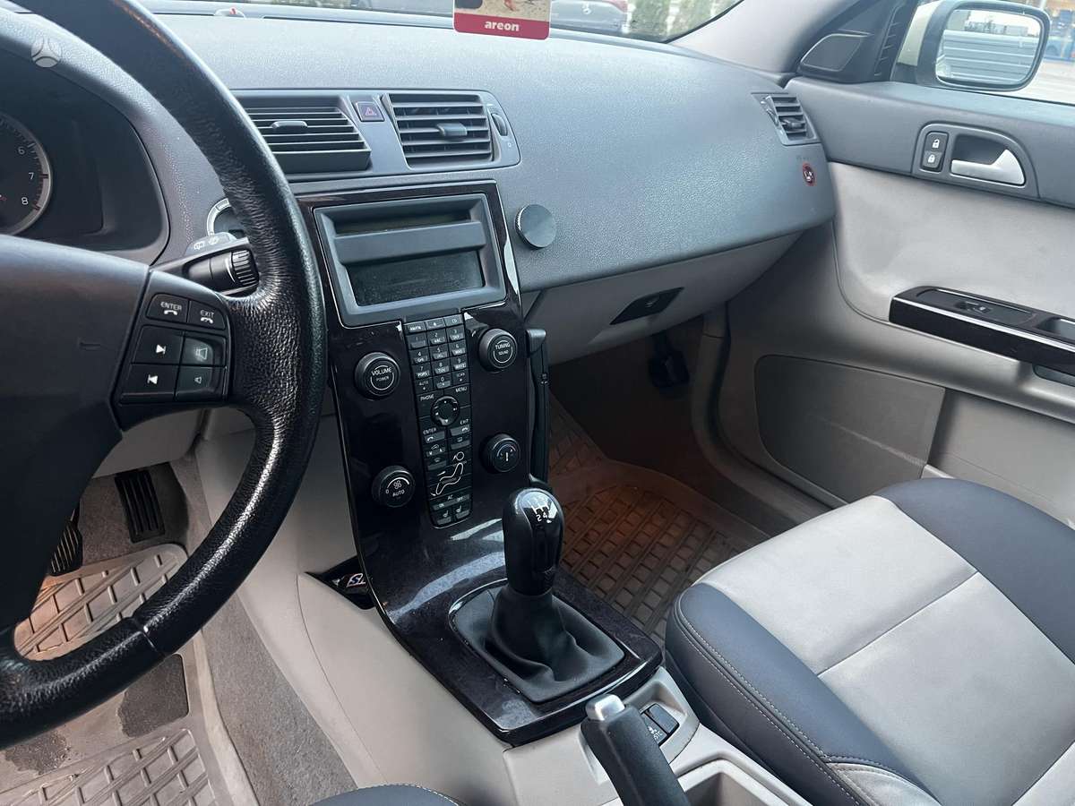 Volvo V50 - 8