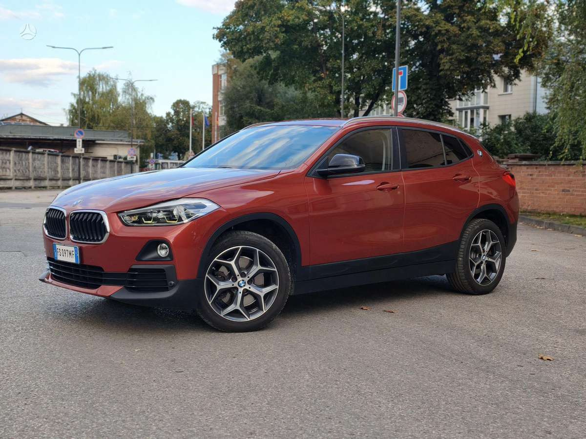BMW X2, 2.0 l., off-road / crossover