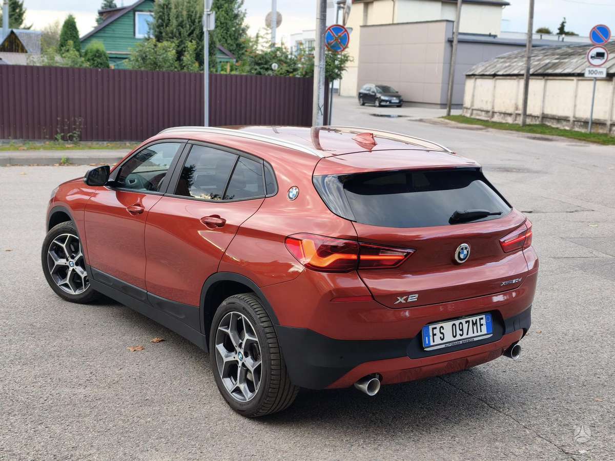 BMW X2, 2.0 l., off-road / crossover