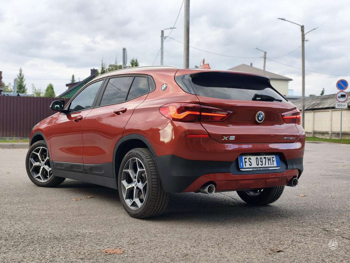 BMW X2, 2.0 l., off-road / crossover
