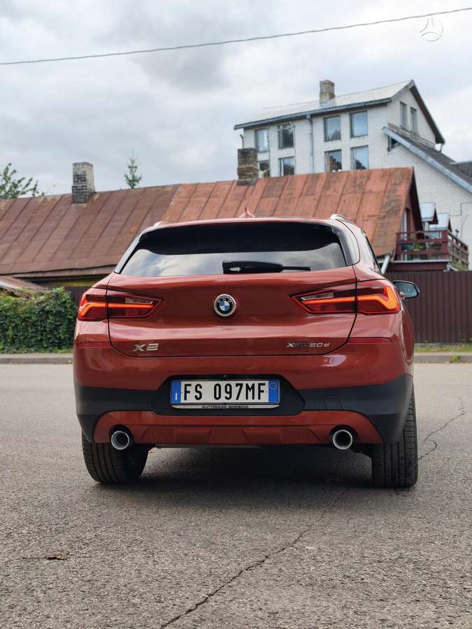 BMW X2, 2.0 l., off-road / crossover