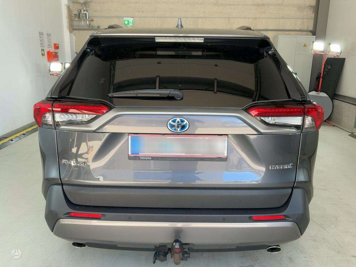 Toyota RAV4 - 9