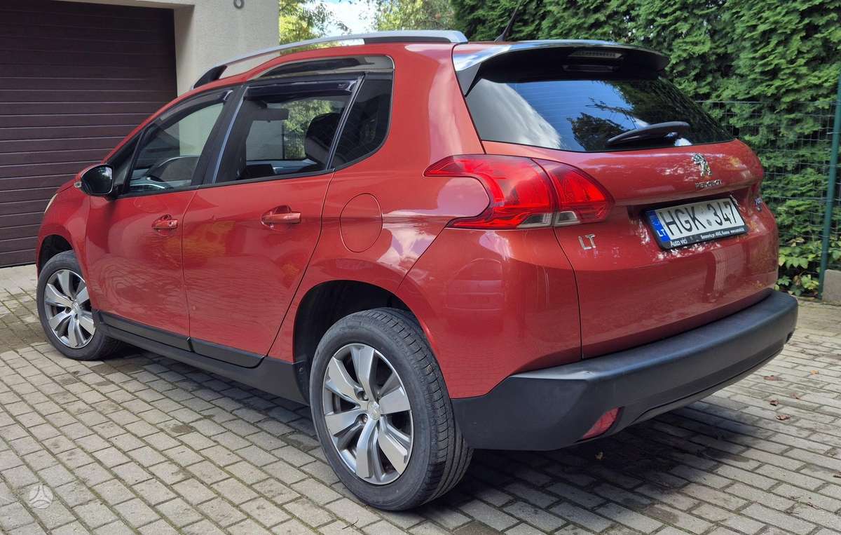 Peugeot 2008 - 4