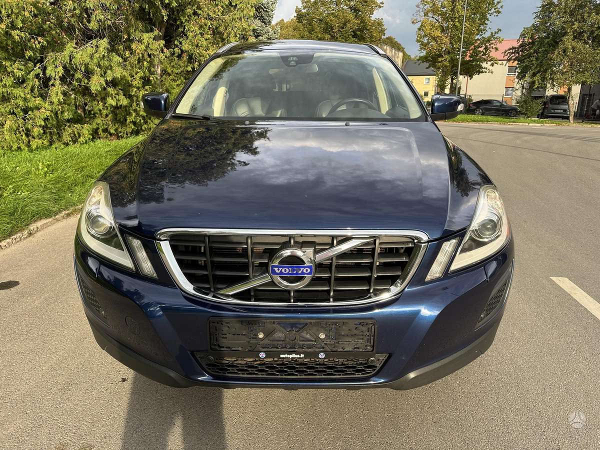 Volvo XC60, 2.4 l., mpv / minivan