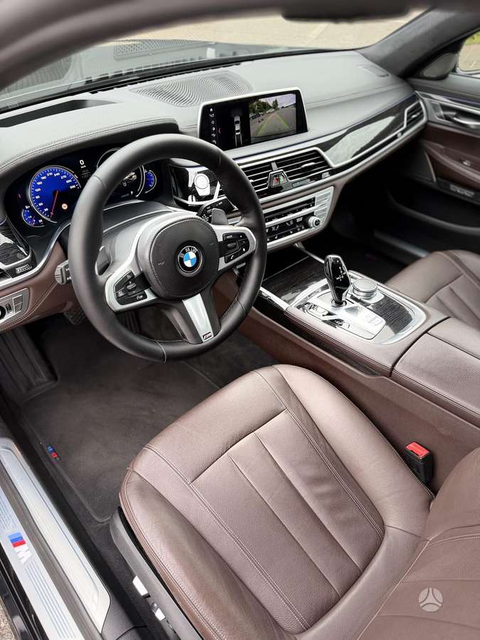 BMW 740, 3.0 l., Седан