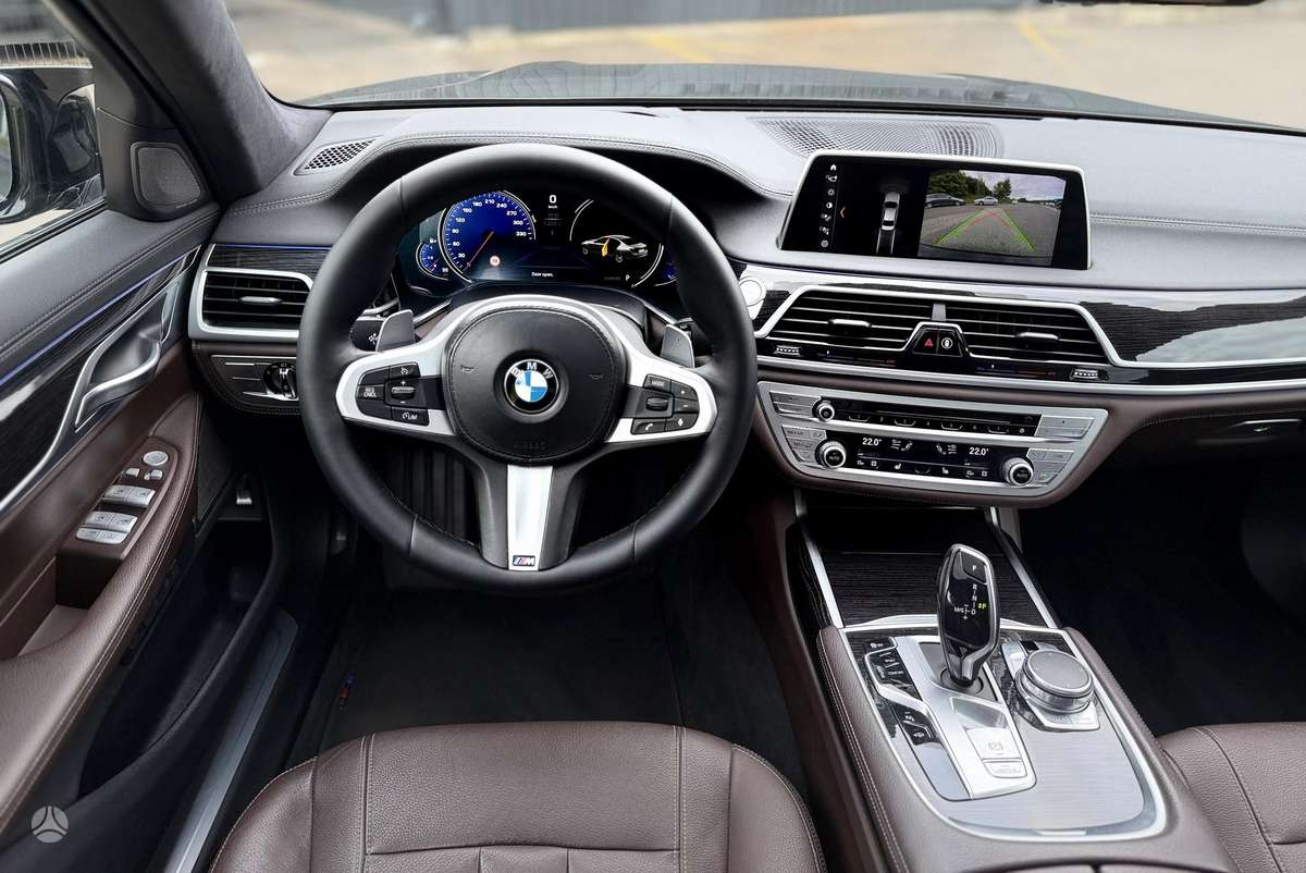 BMW 740, 3.0 l., Седан