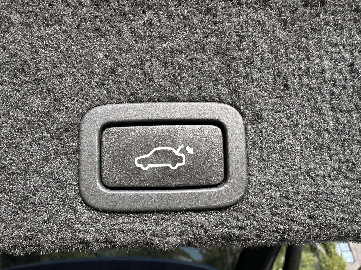 Volvo XC60, 2.4 l., mpv / minivan