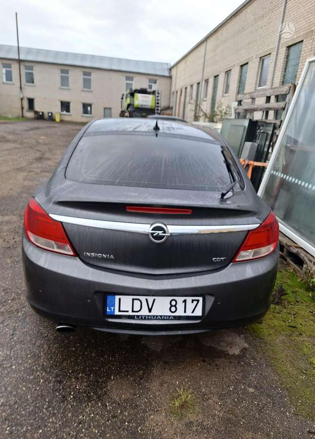 Opel Insignia, 2.0 l., Хэтчбек