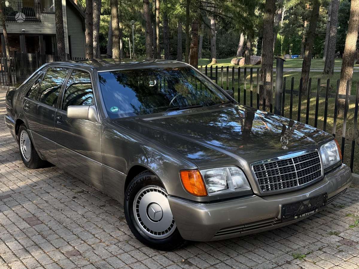 Mercedes-Benz S320 - 1