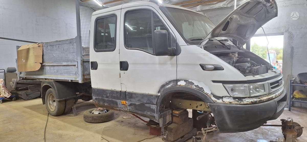 Iveco 35c14HPI, самосвалы