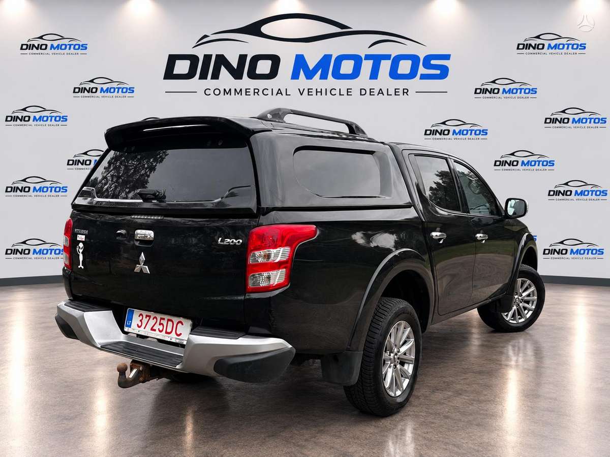 Mitsubishi L200, 2.4 l., Пикап