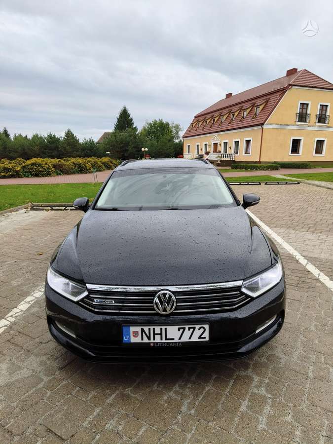 Volkswagen Passat - 2