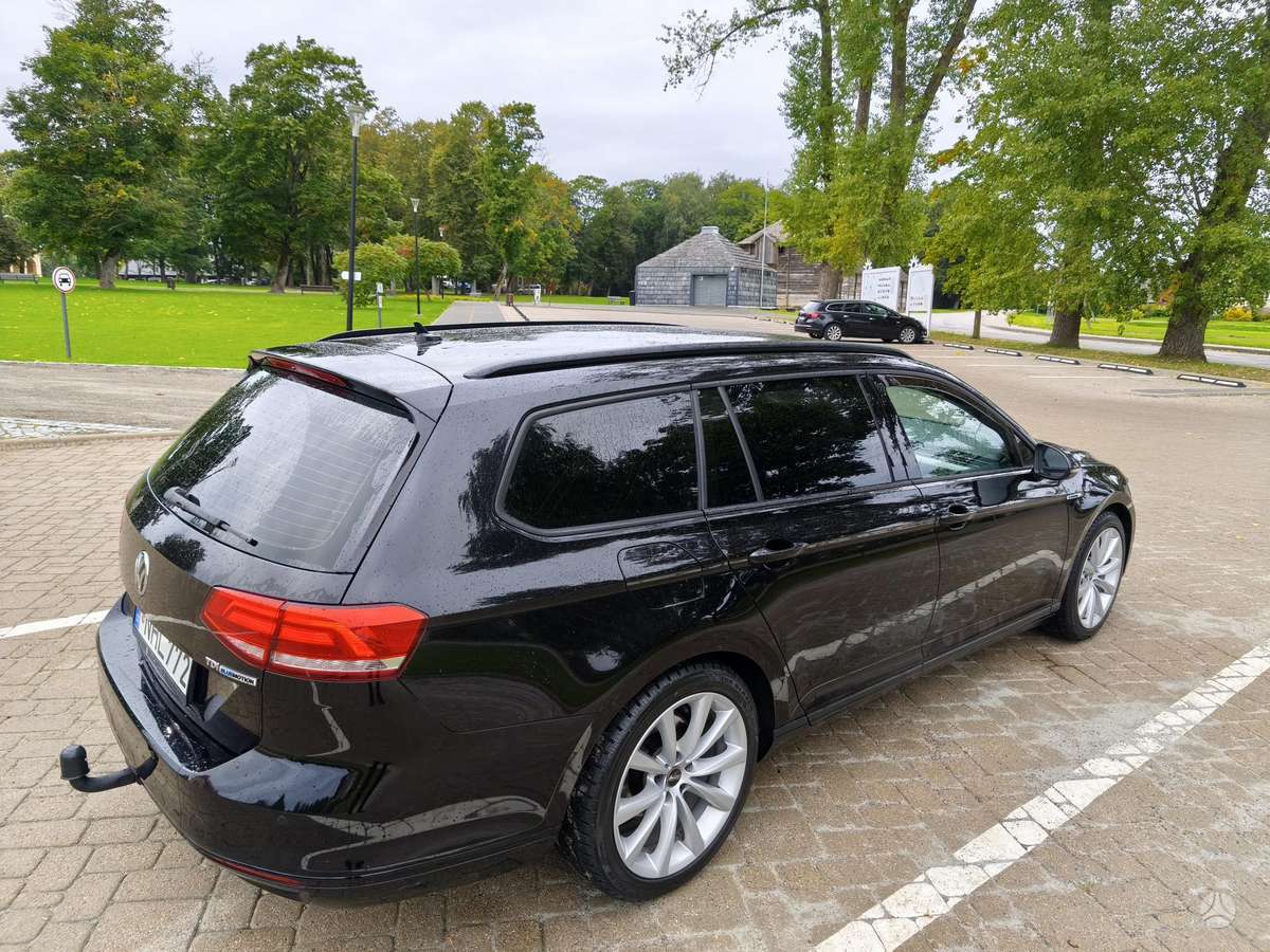 Volkswagen Passat - 4