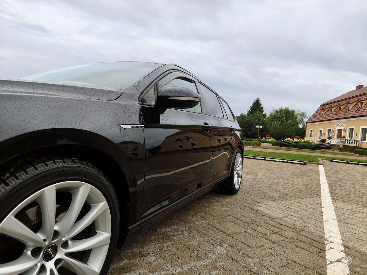 Volkswagen Passat - 7