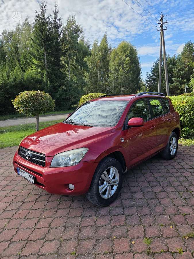 Toyota RAV4 - 7
