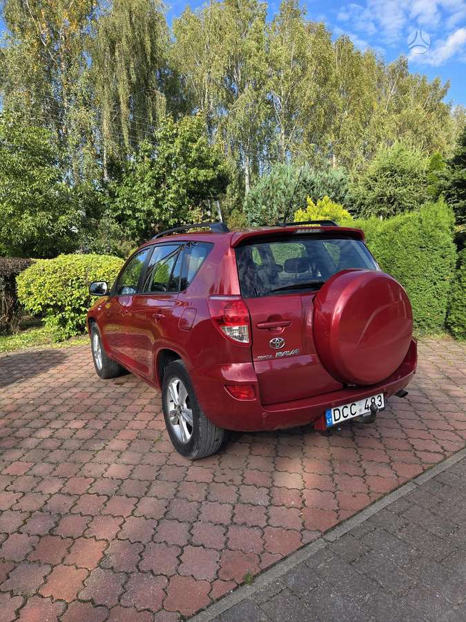 Toyota RAV4 - 3