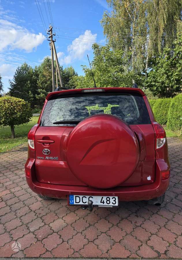Toyota RAV4 - 6