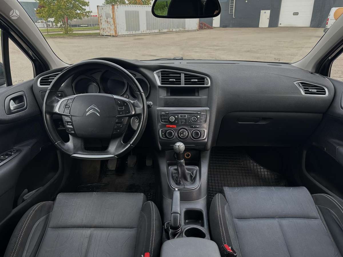 Citroen C4, 1.6 l., Хэтчбек