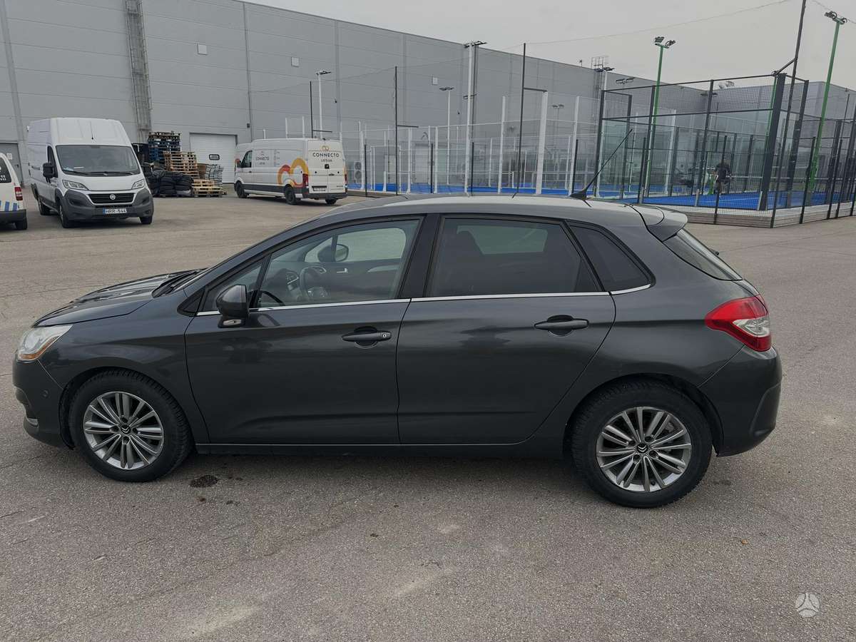 Citroen C4, 1.6 l., Хэтчбек