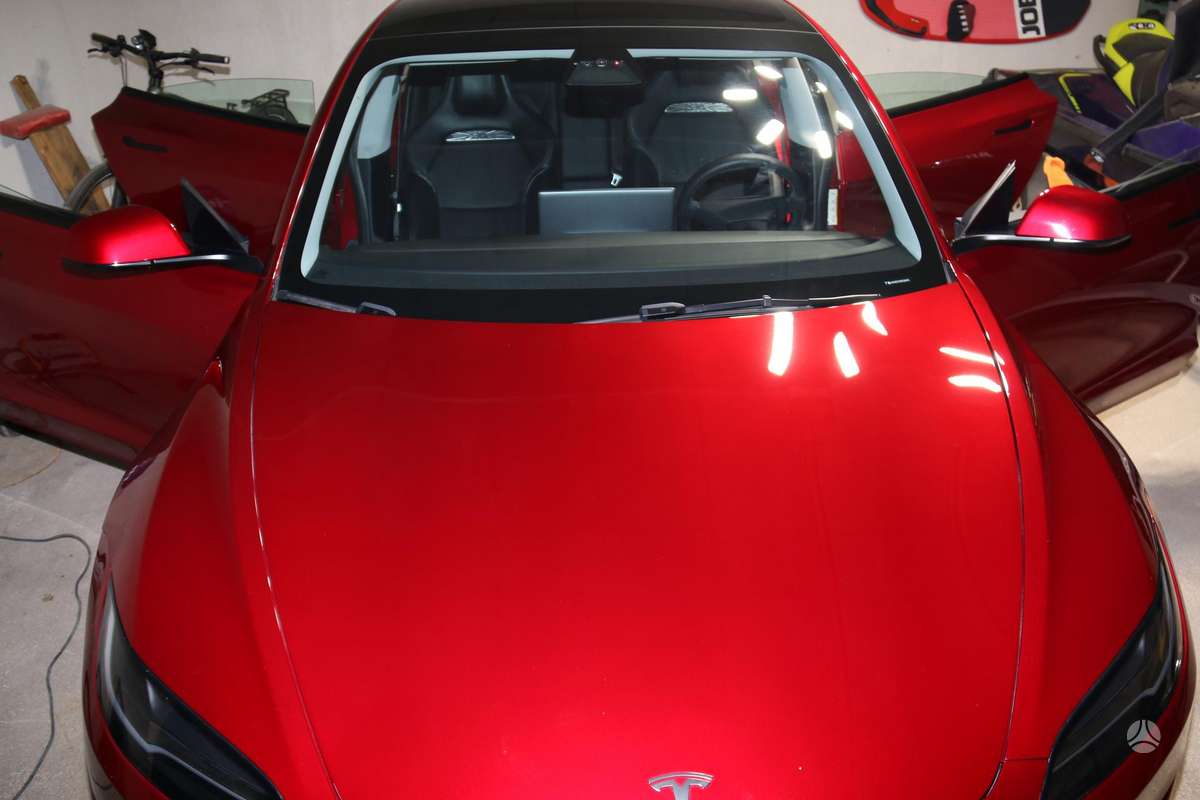 Tesla Model 3, 79 kWh, hatchback