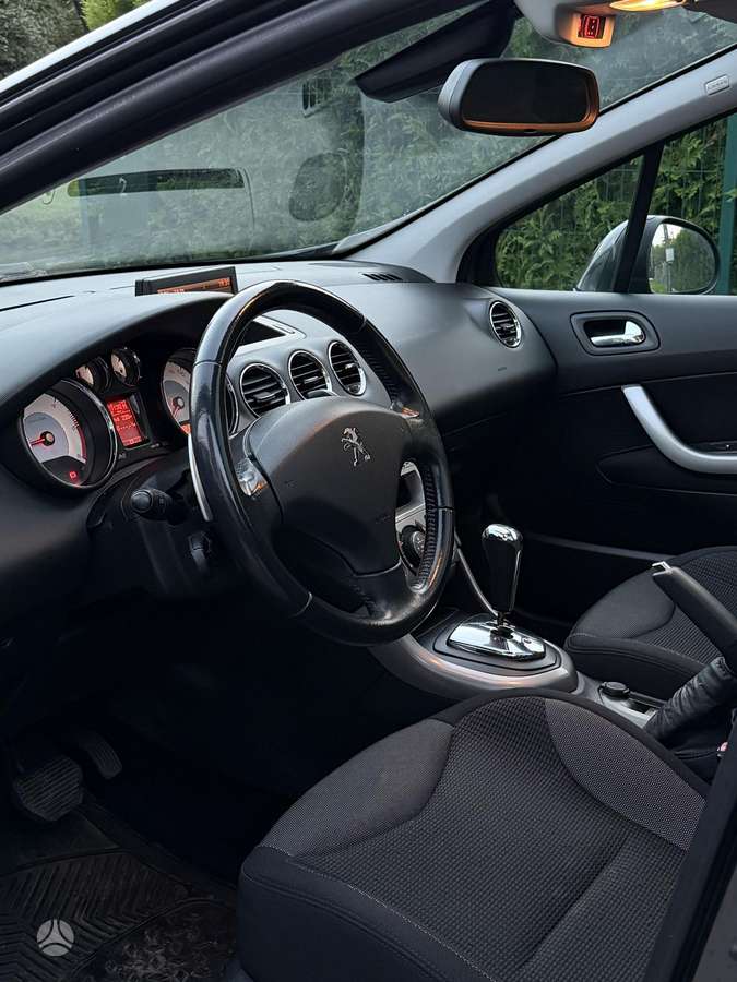 Peugeot 308 - 10
