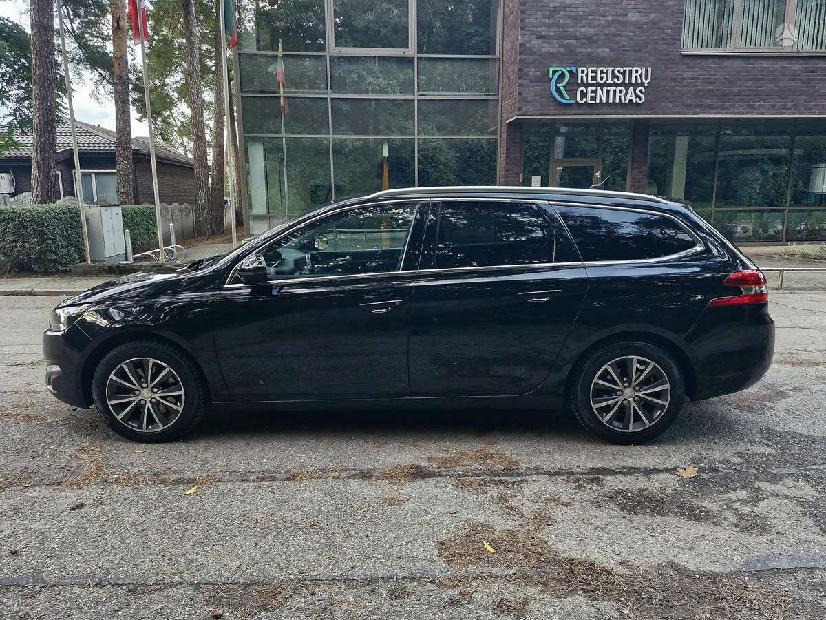 Peugeot 308 - 5