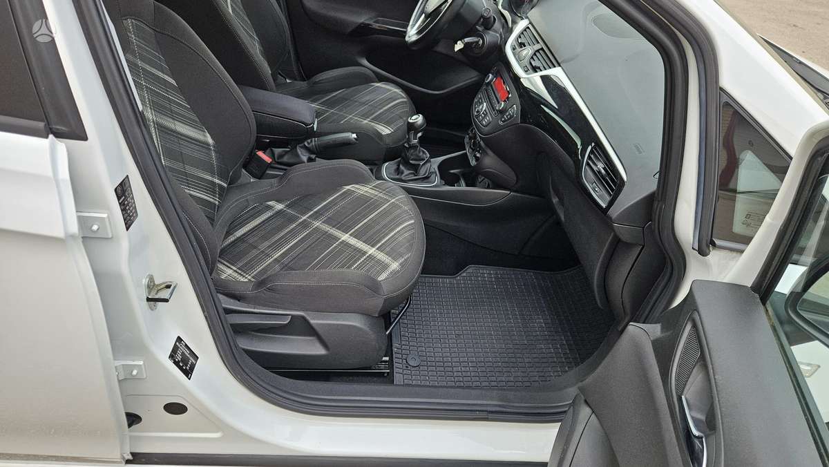 Opel Corsa, 1.4 l., hatchback