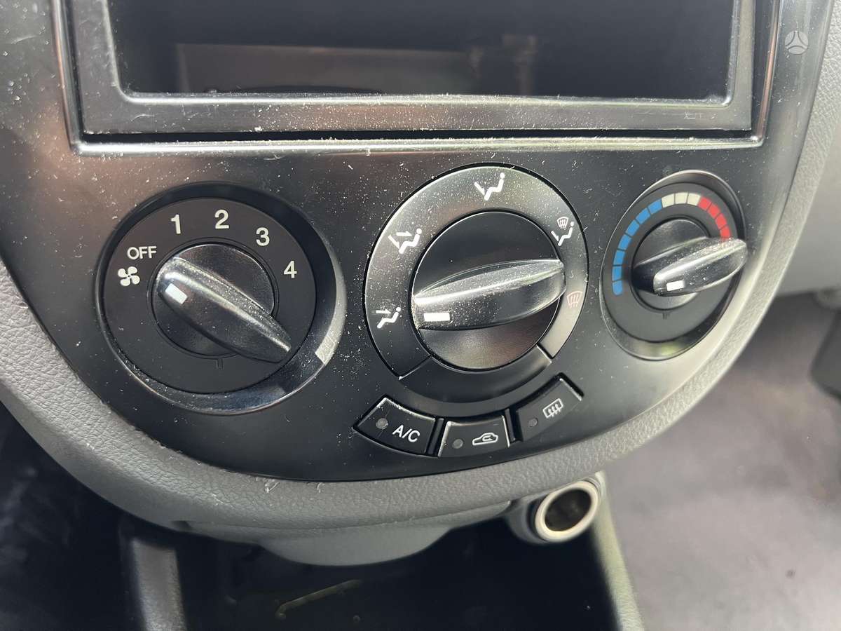 Chevrolet Lacetti - 8