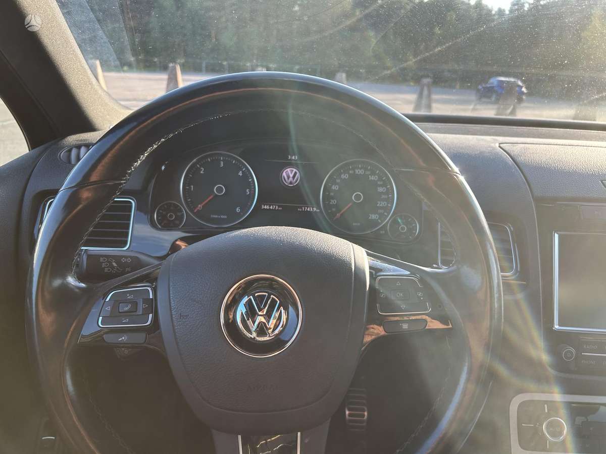 Volkswagen Touareg - 3