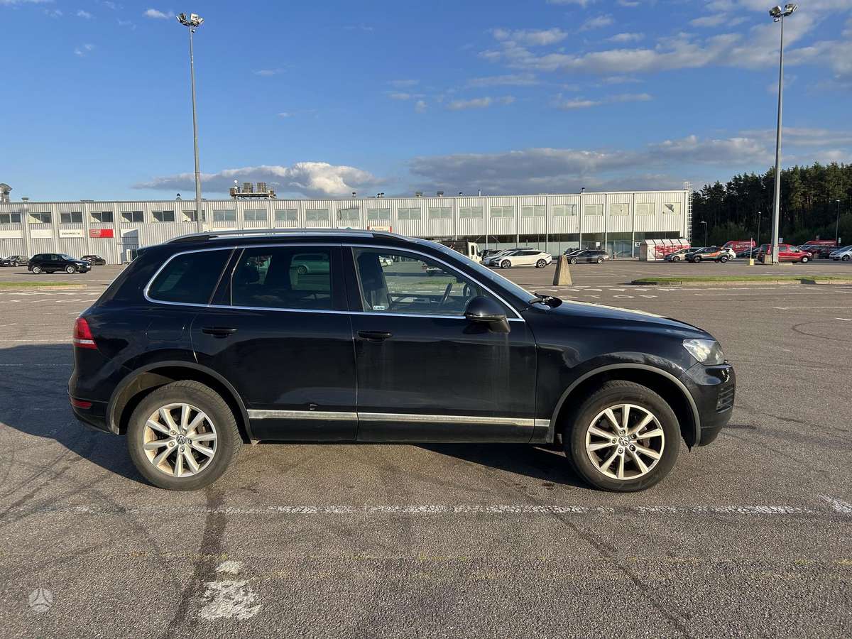 Volkswagen Touareg - 5