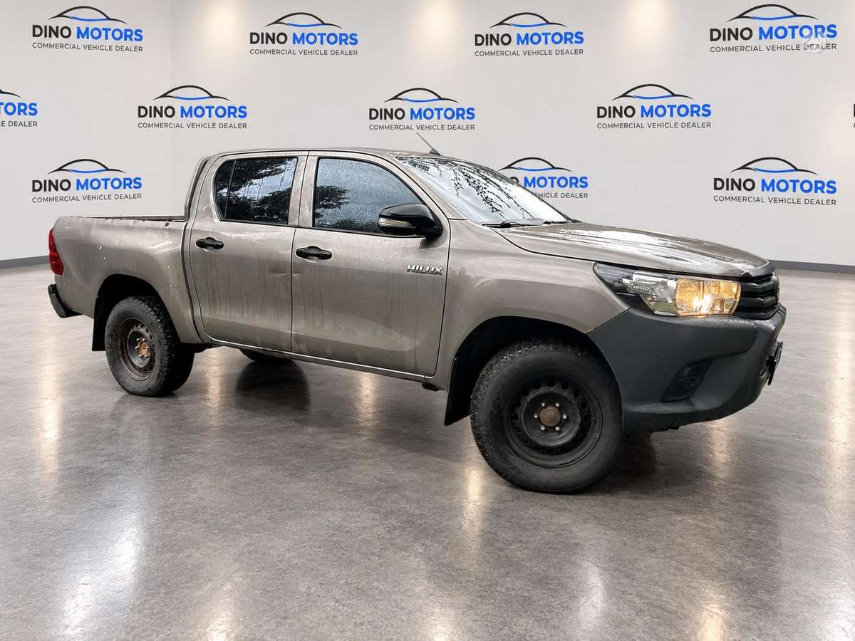 Toyota Hilux - 3