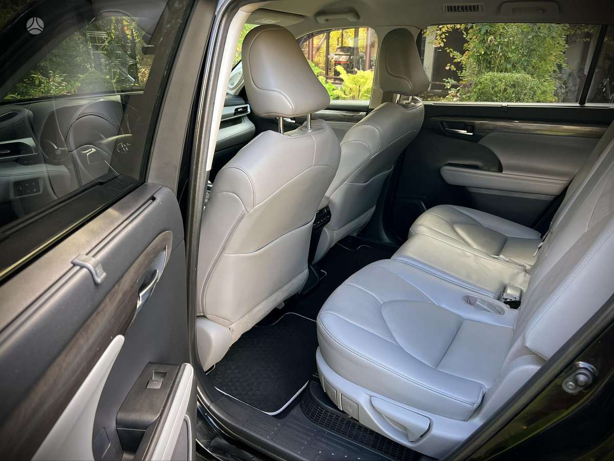 Toyota Highlander - 7