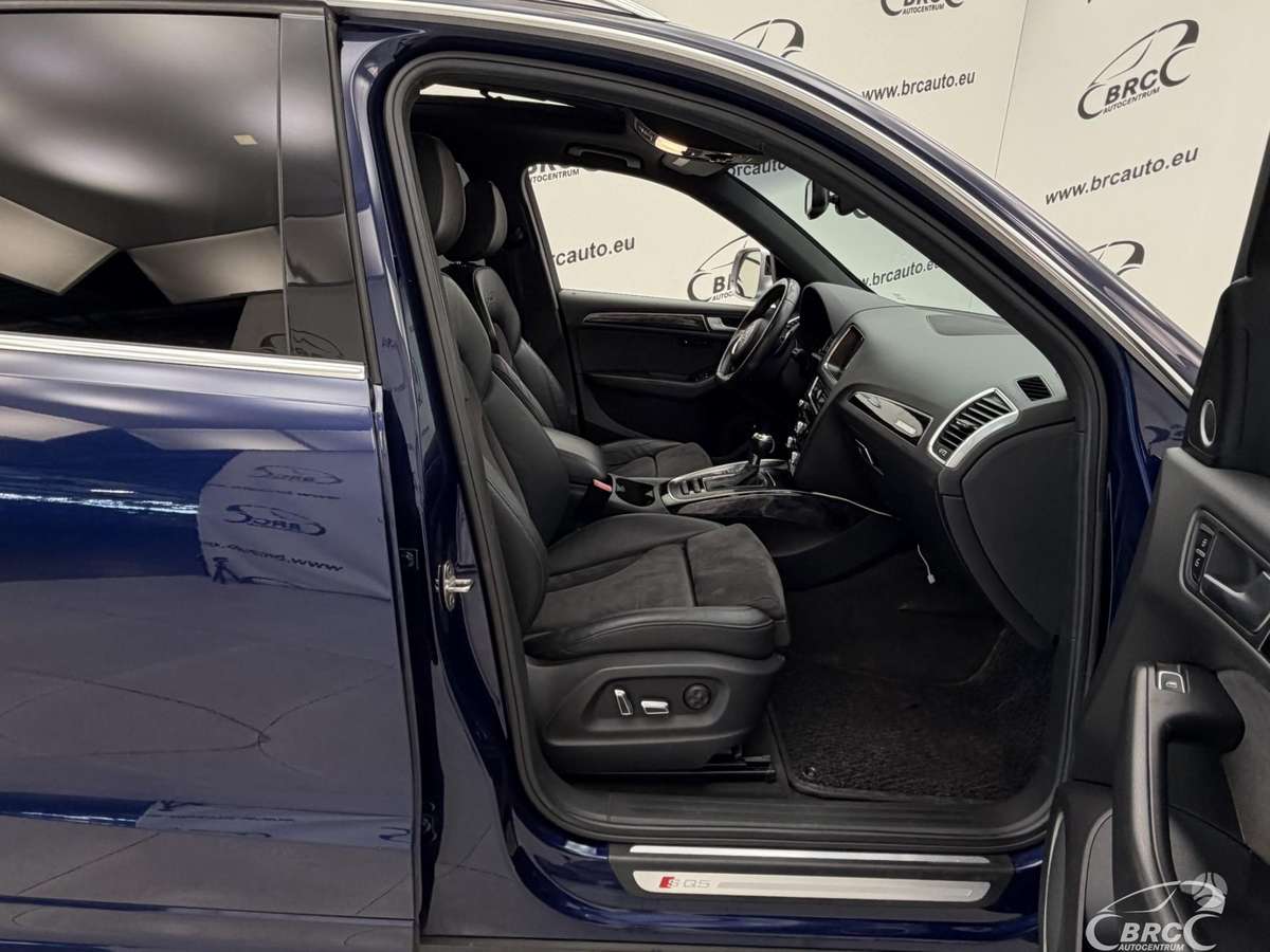 Audi SQ5, 3.0 l., off-road / crossover