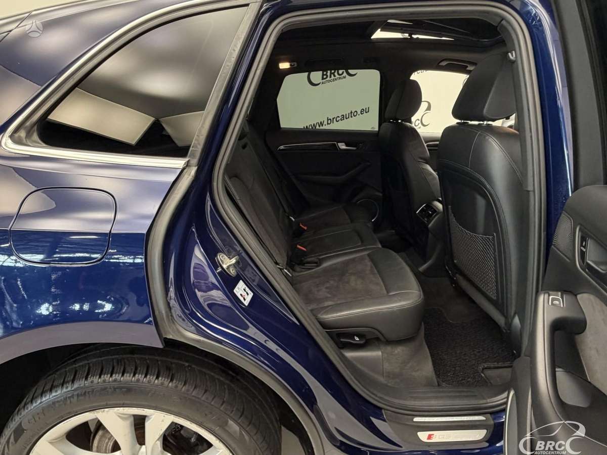 Audi SQ5, 3.0 l., off-road / crossover