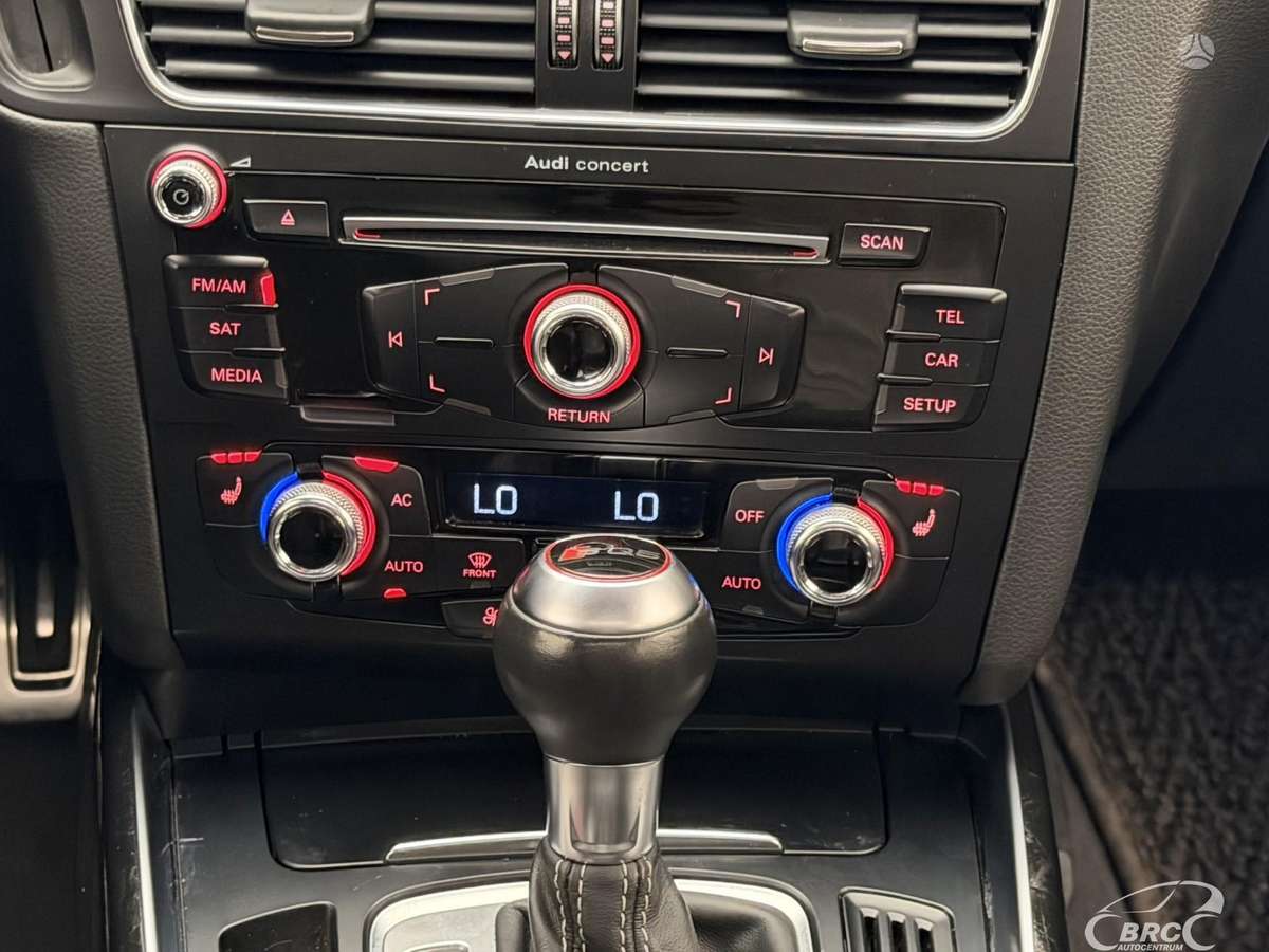 Audi SQ5, 3.0 l., off-road / crossover