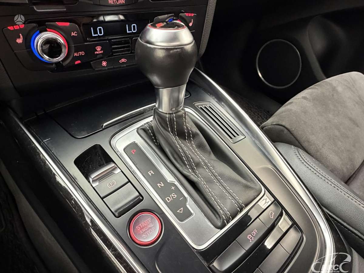 Audi SQ5, 3.0 l., off-road / crossover