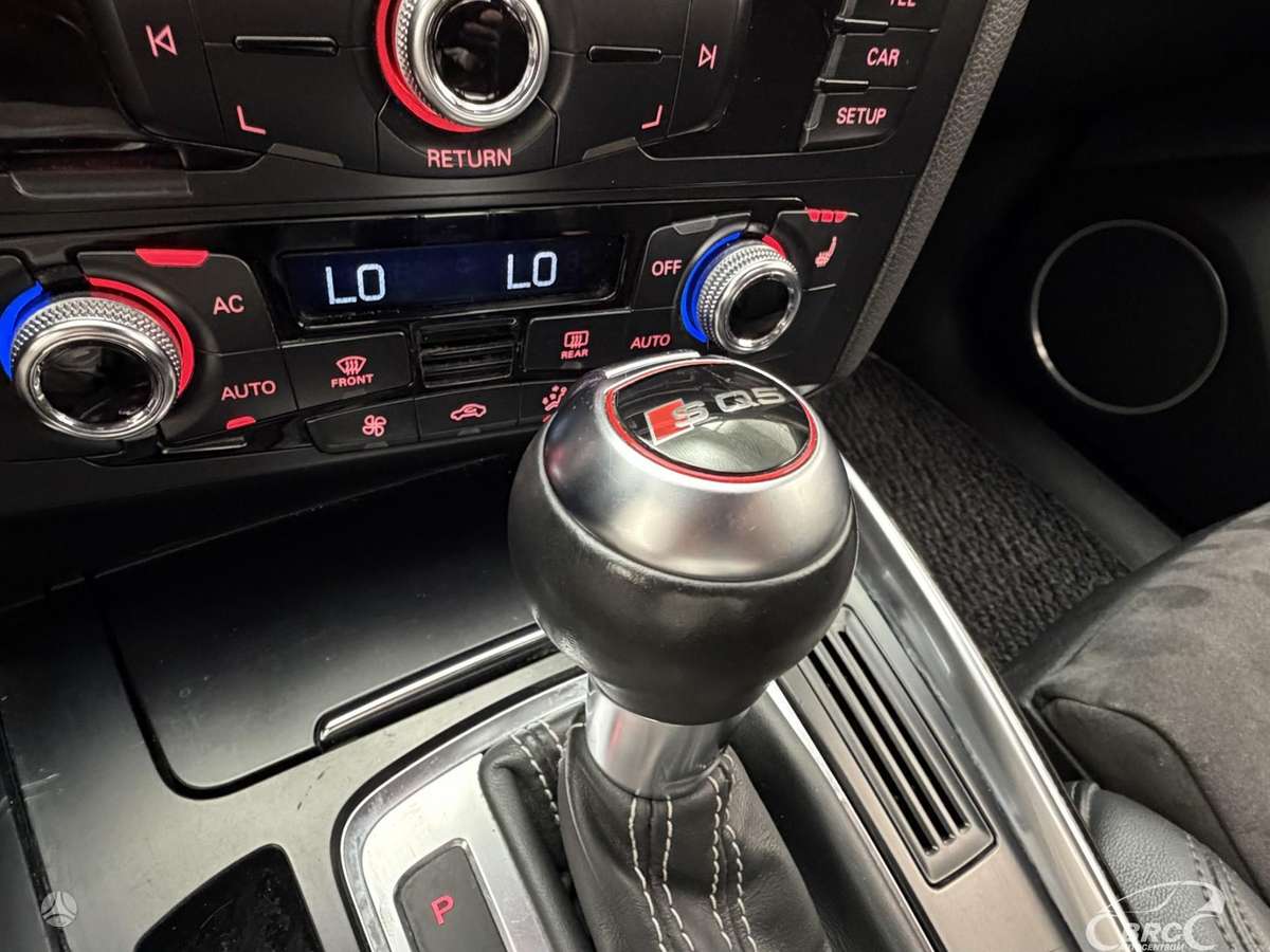 Audi SQ5, 3.0 l., off-road / crossover