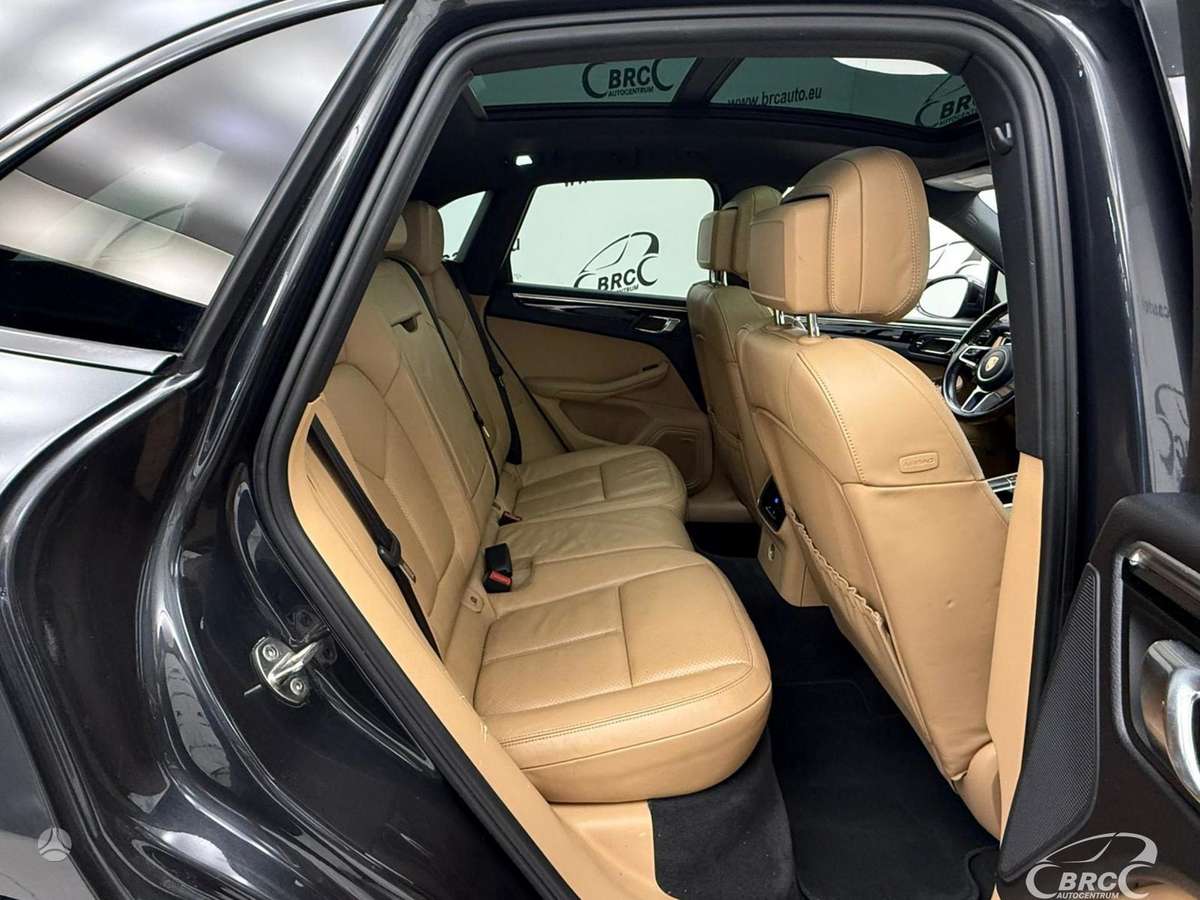Porsche Macan, 3.0 l., off-road / crossover