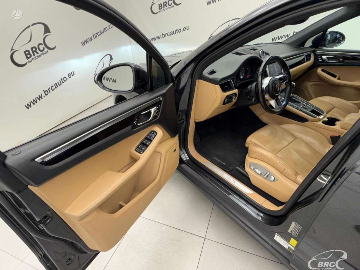 Porsche Macan - 12