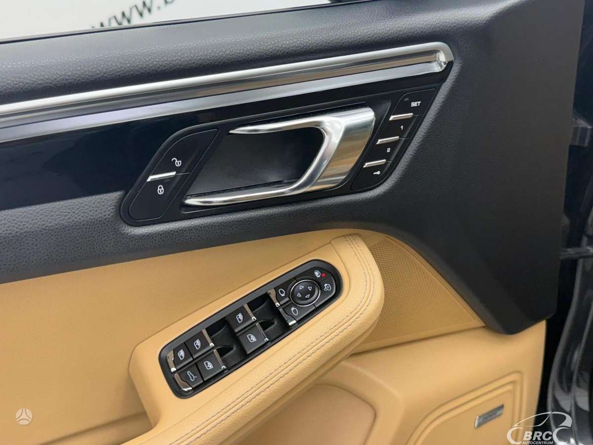 Porsche Macan, 3.0 l., off-road / crossover