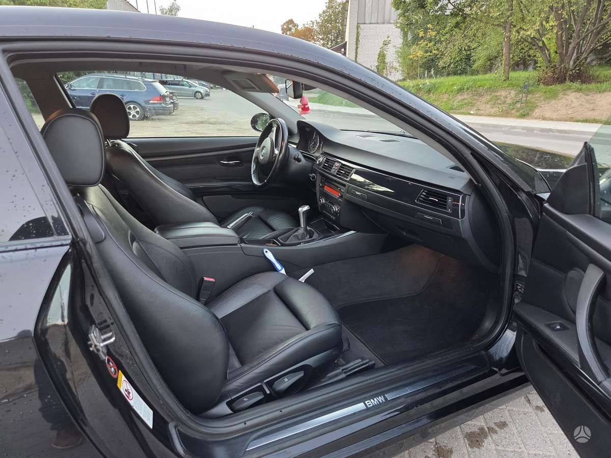 BMW 320, 2.0 l., Купе (coupe)