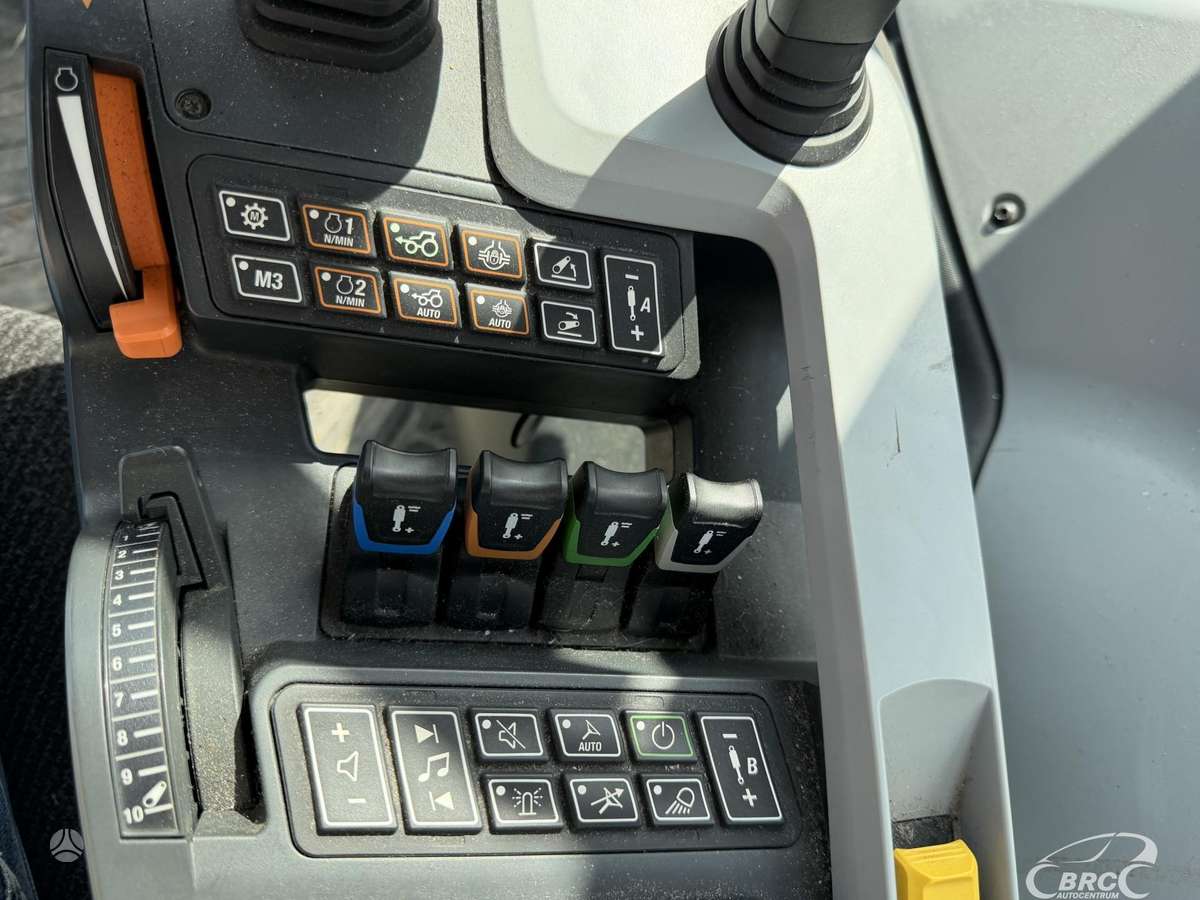Valtra T235, тракторы