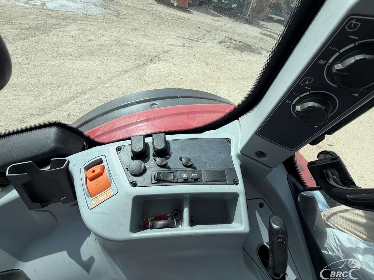 Valtra N155E Frontalinis krautuvas .., тракторы